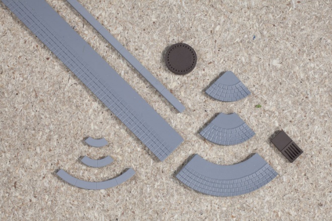 Street Kerbs with gutters<br /><a href='images/pictures/Auhagen/42656_2.jpg' target='_blank'>Full size image</a>